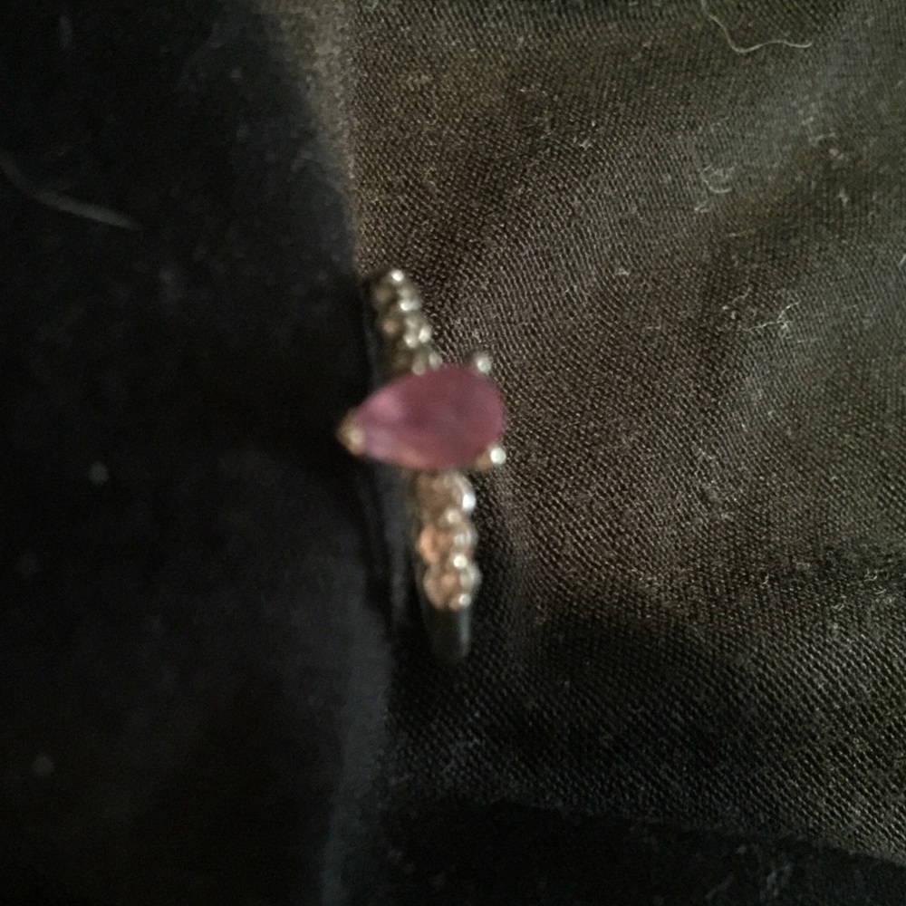 Pink sapphire gold ring